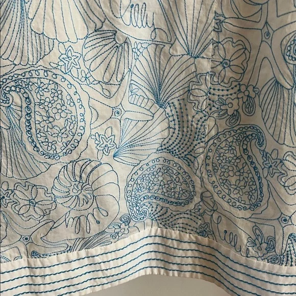 Lilly Pulitzer staples blue, and white sundress and a beautiful seashell design - Picture 3 of 7